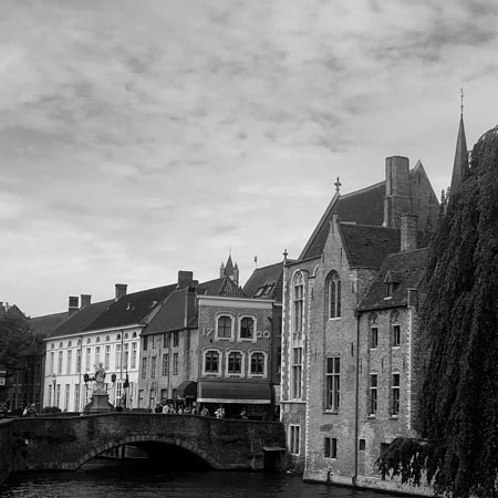 Brujas, Bruselas.